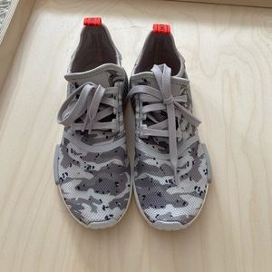 NWOT Adidas Womens NMD Size 8.5